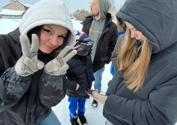 Digitālais lidojums ar dronu pilotu Variešos