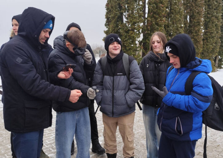 Digitālais lidojums - tikšanās ar dronu pilotu Sūnu pamatskolā