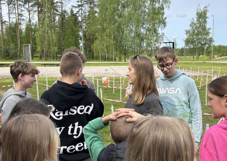 Projekta “Jauni Soļi Ikdienai” aktivitāte “Orientēšanās dabā”