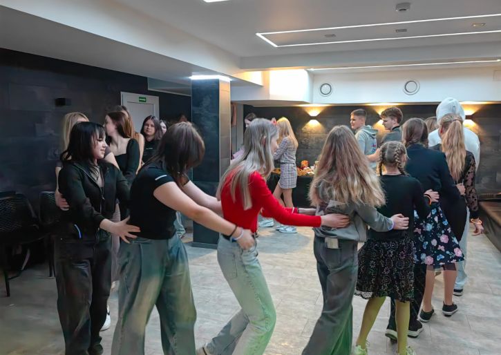 Jauniešu sadraudzības pasākums Aknīstē