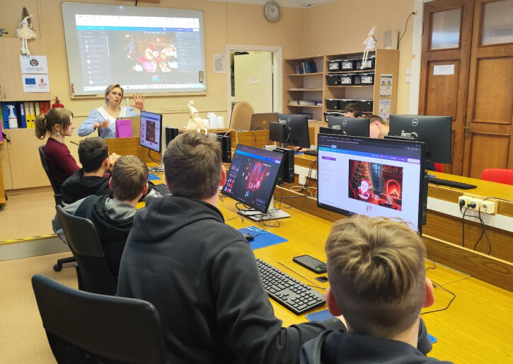  Apmācības skolēnu pašpārvaldēm “Radošais starts ar CANVA”