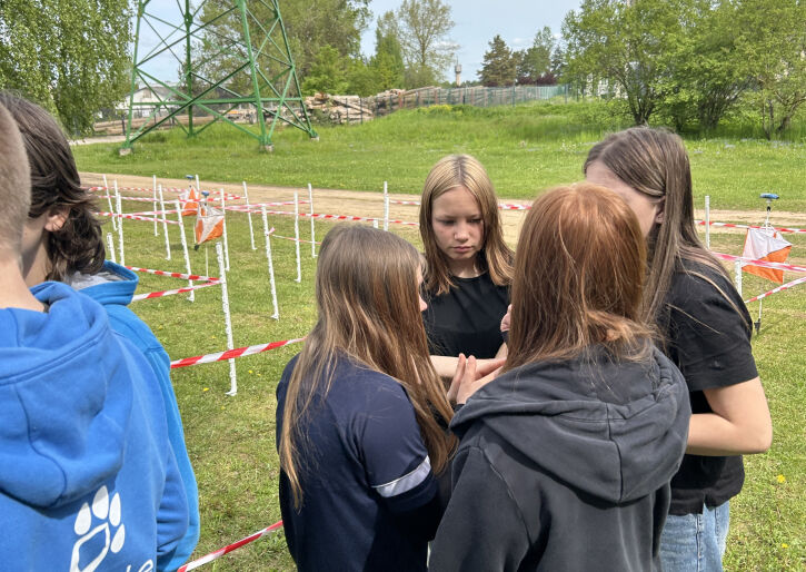 Projekta “Jauni Soļi Ikdienai” aktivitāte “Orientēšanās dabā”