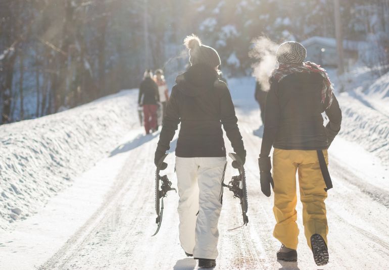 Jēkabpils Mežaparkā pieejama slēpju noma un slēpošanas trase