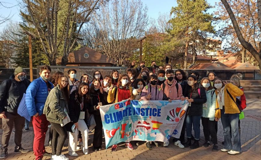 Jēkabpils Agrobiznesa koledžas un Bārkavas struktūrvienības audzēkņi un pedagogi Erasmus+ projekta ietvaros viesojās Turcijā