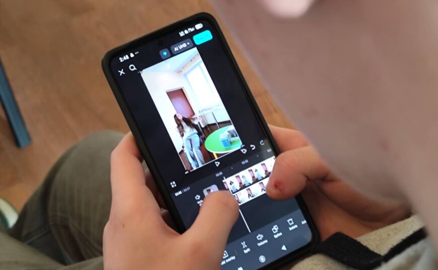 Jaunieši apgūst video veidošanas prasmes apmācībās “Video spēks: radi, montē, iedvesmo”